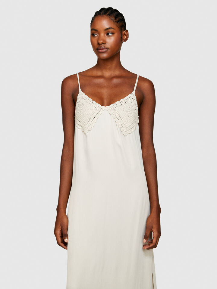 Satin dress with crochet - women's midi dresses - Creamy White | Sisley image number 4